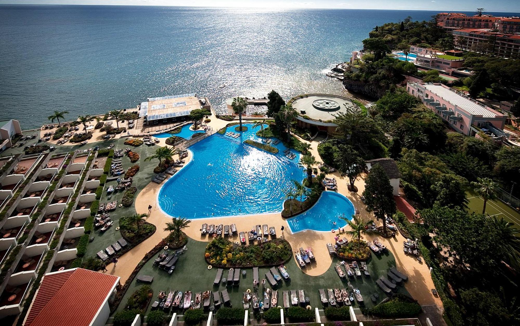 מלון Pestana Carlton Madeira Ocean 5*